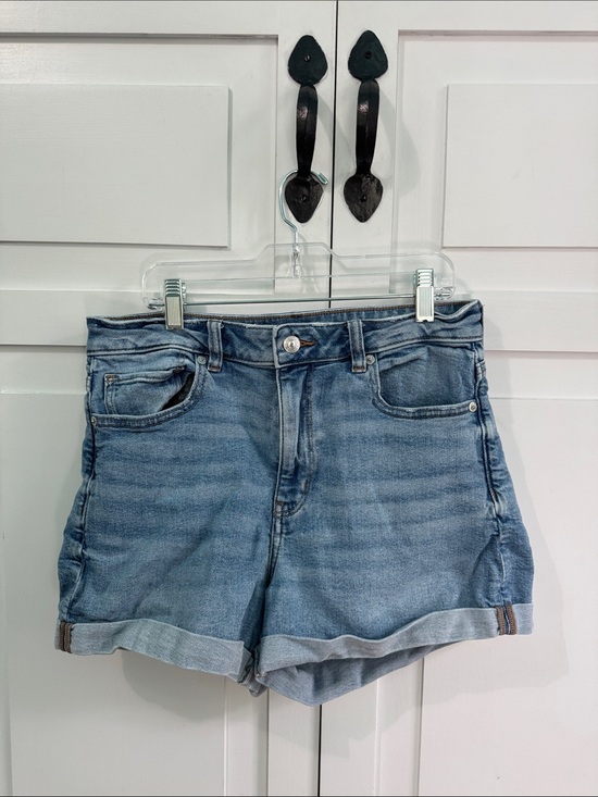 American Eagle Outfitters Pants - American Eagle Outfitters Medium Blue Boyfriend Denim Mom Jean Shorts